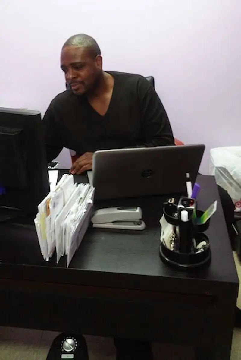 Tyrone Samuels, Founder and Lead Strategist at Tywebstudio, in a consultation with a chef.